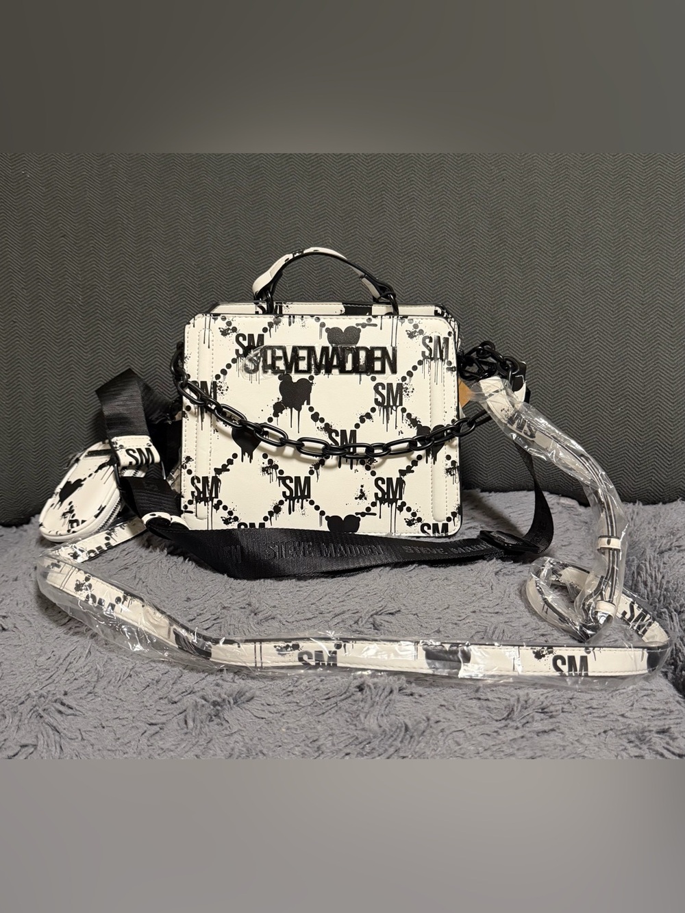 Steve Madden Black White Bloody Hearts Bevelyn Crossbody Satchel Black New